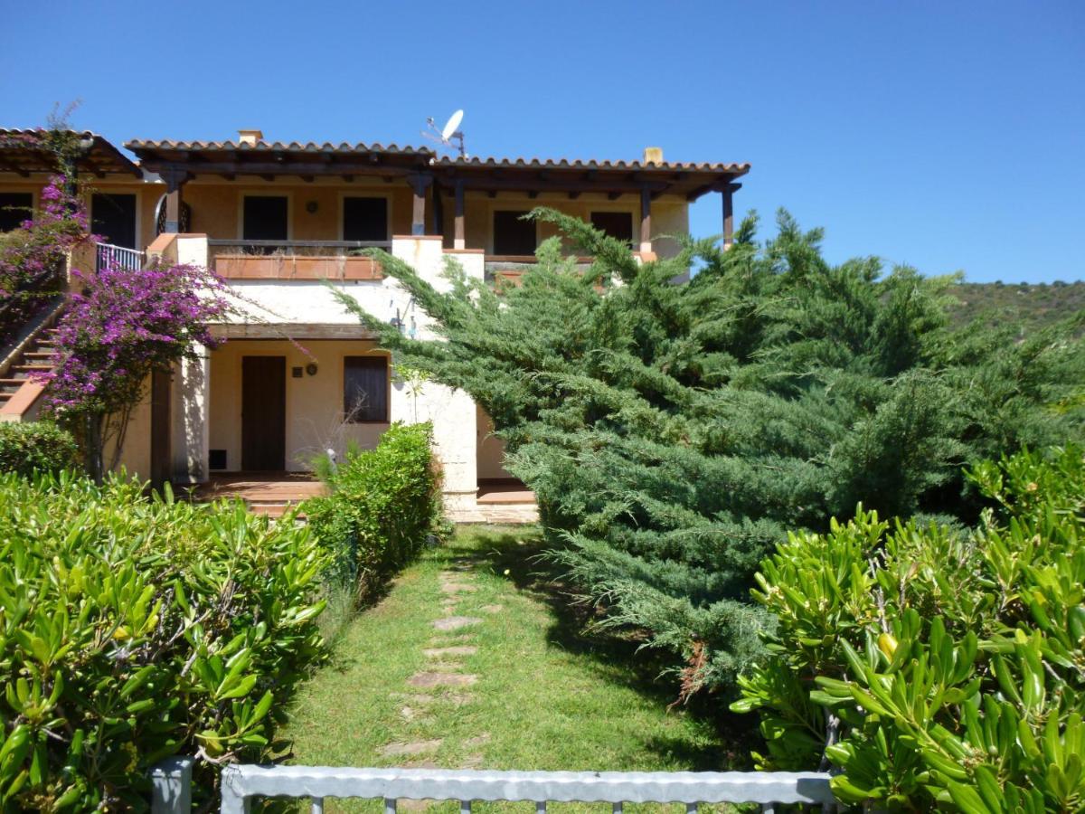 Le Villette Di Porto Ottiolu Buitenkant foto