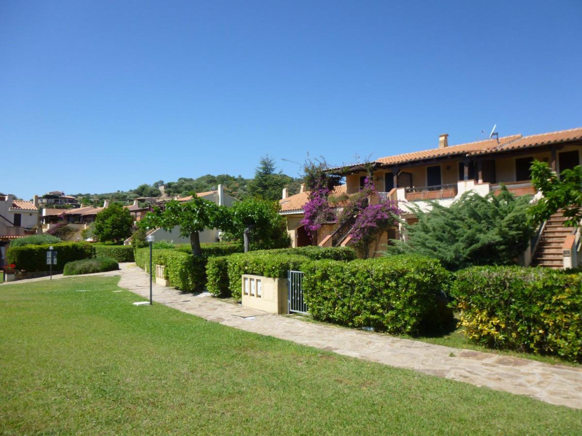 Le Villette Di Porto Ottiolu Buitenkant foto