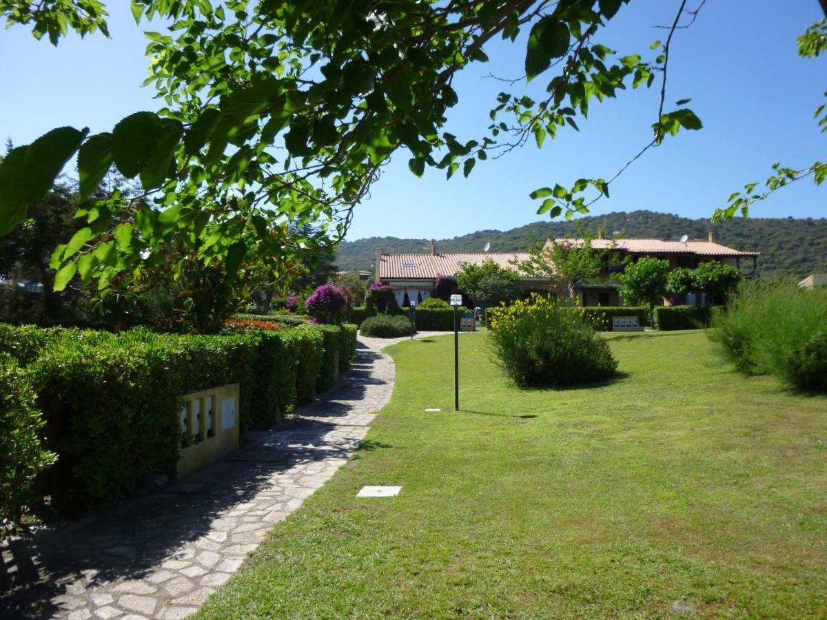 Le Villette Di Porto Ottiolu Buitenkant foto