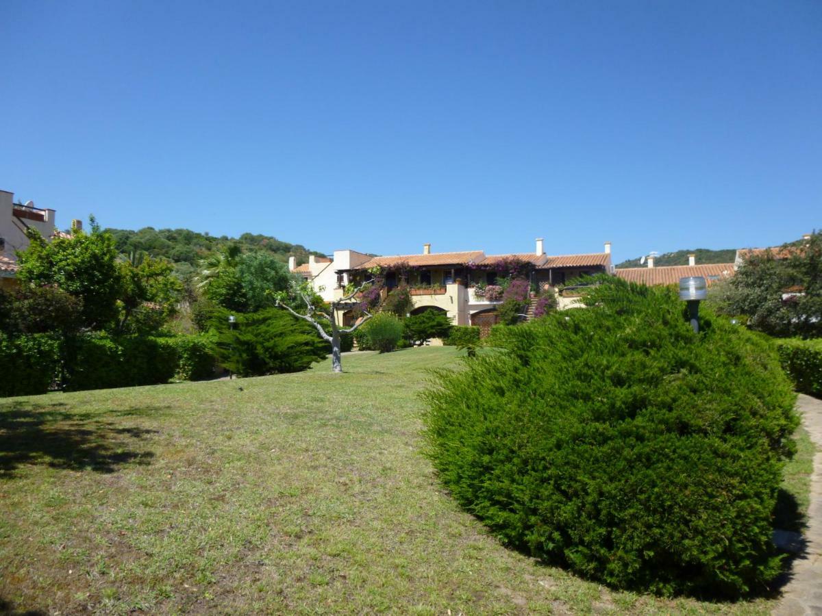 Le Villette Di Porto Ottiolu Buitenkant foto